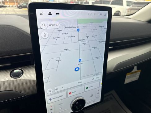 Used 2023 Ford Mustang Mach-E Select image 32