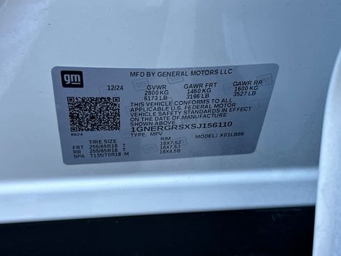 Used 2025 Chevrolet Traverse LT image 34