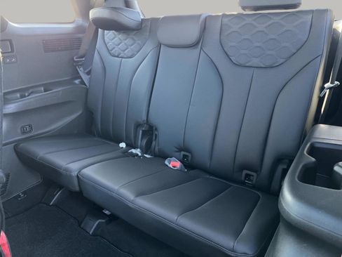 Used 2022 Hyundai Palisade Calligraphy image 26