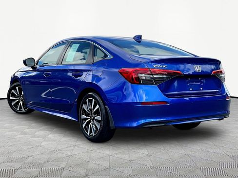 Used 2024 Honda Civic EX image 4