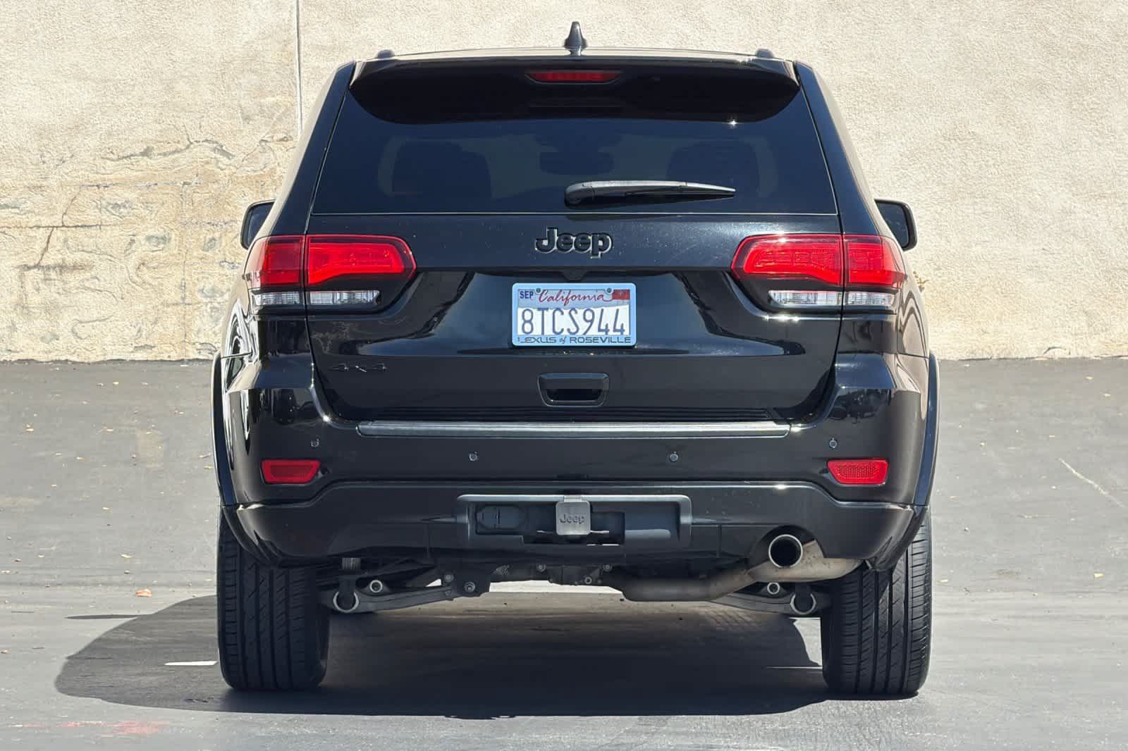 Used 2020 Jeep Grand Cherokee Altitude AWD/4WD image 8