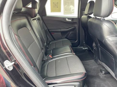 Used 2024 Ford Escape ST-Line w/ Tech Pack #1 AWD/4WD image 31