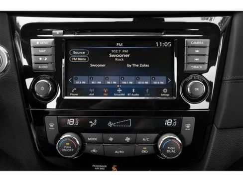 Used 2022 Nissan Rogue Sport S image 31