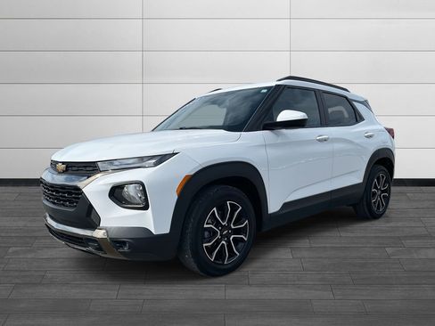 Used 2022 Chevrolet TrailBlazer ACTIV w/ Sun and Liftgate Package image 6