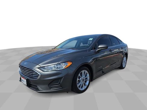 Used 2019 Ford Fusion SE FWD image 4