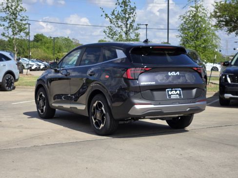 New 2026 Kia Sportage EX image 3