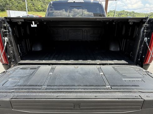 Used 2024 Ford F150 Raptor AWD/4WD image 13