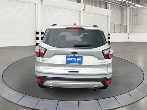 Used 2018 Ford Escape SEL w/ Ford Safe & Smart Package AWD/4WD image 3