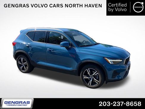 Certified 2023 Volvo XC40 B5 Core w/ Convenience Package AWD/4WD image 1
