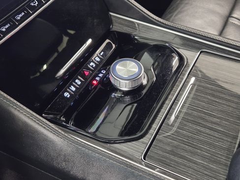 Used 2022 Jeep Wagoneer Series II image 19