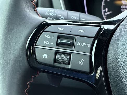 Certified 2025 Honda Pilot Sport image 24