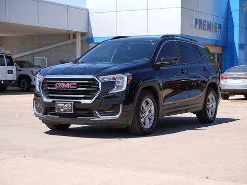 Used 2022 GMC Terrain SLE w/ Driver Convenience Package FWD image 7