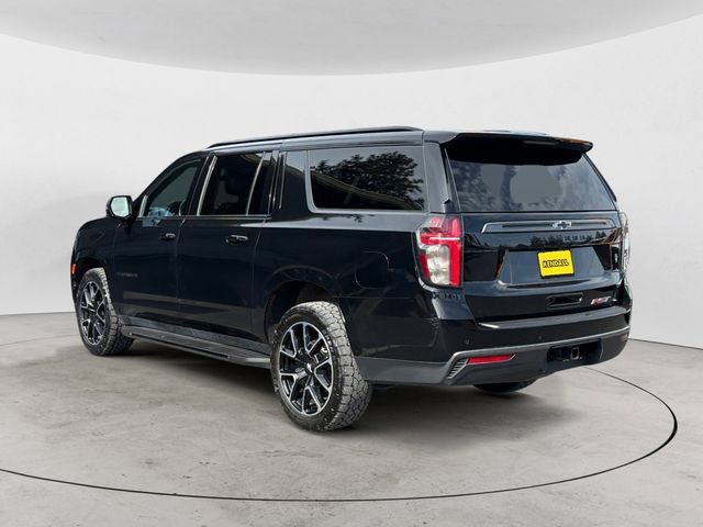 Used 2022 Chevrolet Suburban RST w/ Luxury Package AWD/4WD image 3