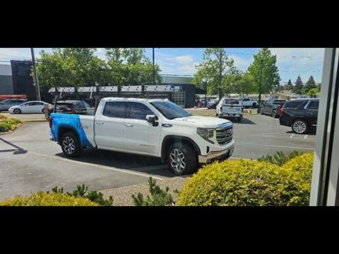 Used 2023 GMC Sierra 1500 SLT w/ SLT Premium Plus Package image 2