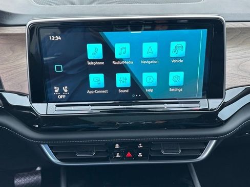 New 2026 Volkswagen Atlas SE image 33