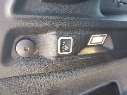 Used 2024 Jeep Grand Cherokee L Overland w/ Trailer Tow Package image 8