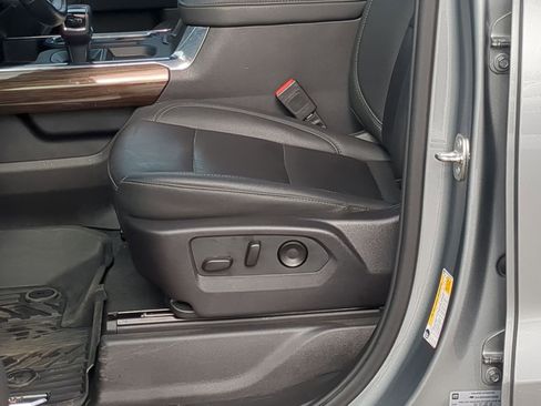 Used 2024 Chevrolet Silverado 1500 LT Trail Boss w/ Convenience Package II image 13