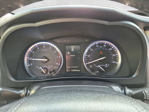 Used 2015 Toyota Highlander Limited FWD image 11