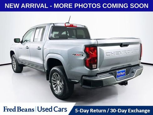 Used 2023 Chevrolet Colorado LT w/ LT Convenience Package II AWD/4WD image 7