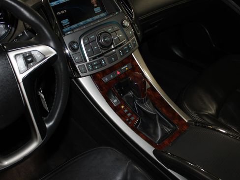 Used 2012 Buick LaCrosse Premium FWD image 17