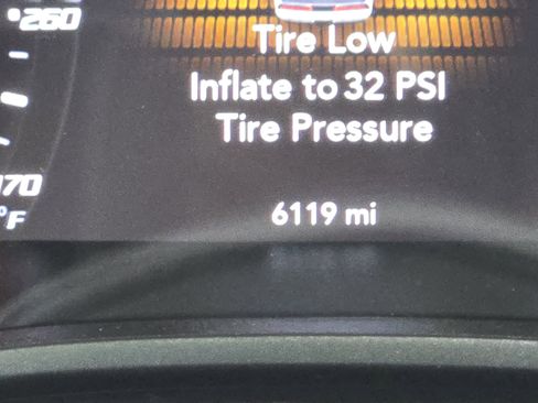 Used 2023 Dodge Challenger R/T Scat Pack image 33