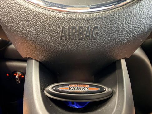 Used 2016 MINI Cooper S FWD image 35