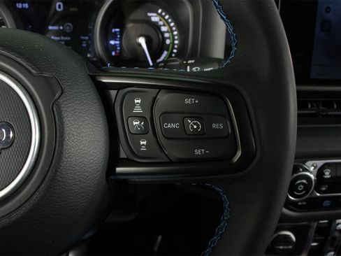 Used 2024 Jeep Wrangler Unlimited Rubicon 4xe w/ Technology Group image 11