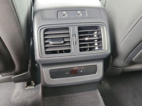 Certified 2025 Audi Q5 Premium w/ Convenience Package image 18