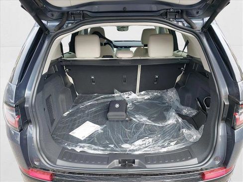 New 2025 Land Rover Discovery Sport S image 12