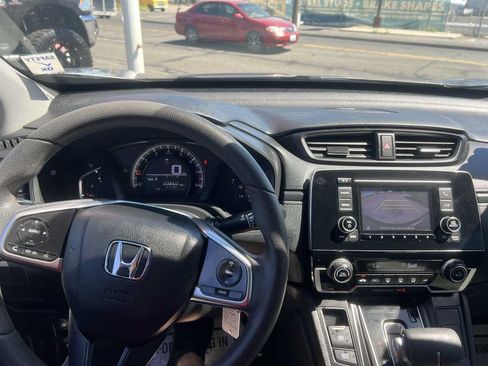 Used 2018 Honda CR-V LX image 11