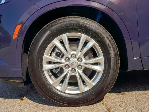 Used 2025 Cadillac XT6 Luxury image 9