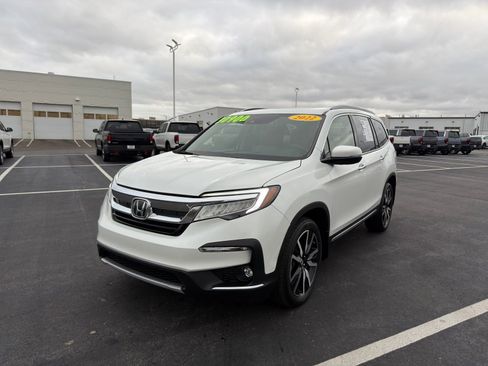 Used 2022 Honda Pilot Touring image 2