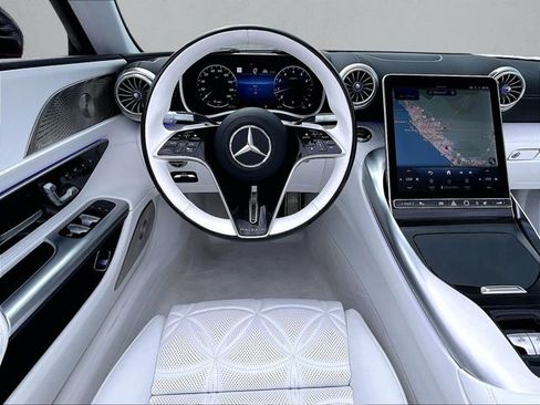 New 2026 Mercedes-Benz Maybach SL 680 image 17