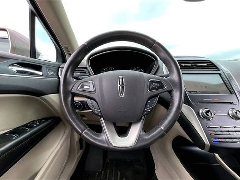 Used 2018 Lincoln MKC Reserve AWD/4WD image 17