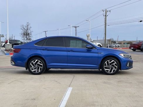 Used 2024 Volkswagen Jetta SEL image 7