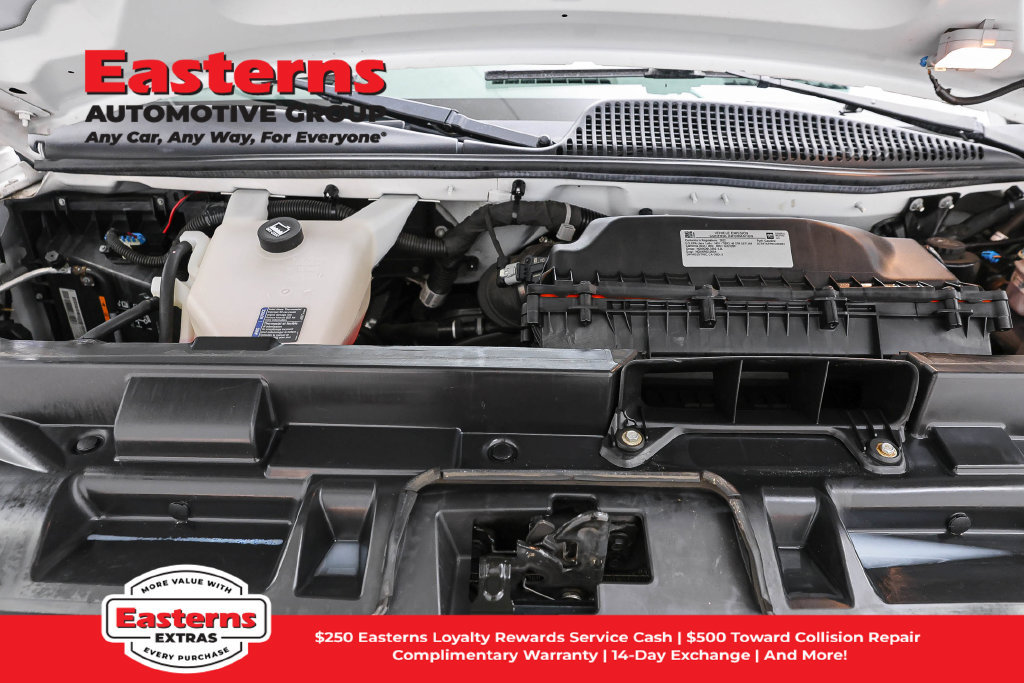 Used 2022 GMC Savana 2500 w/ Driver Convenience Package RWD image 8