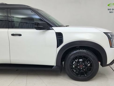 Used 2026 Nissan Armada PRO-4X w/ Captain's Chari Seat Package AWD/4WD image 7
