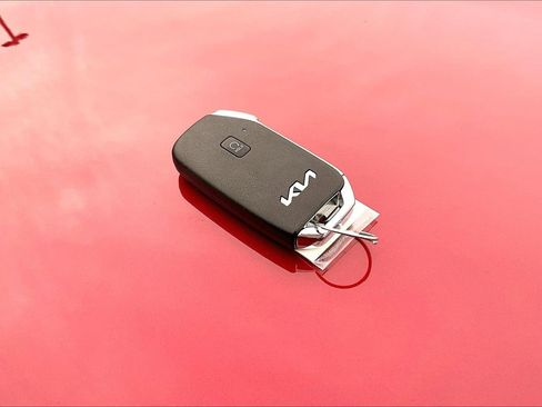 Used 2022 Kia Sorento S w/ Panoramic Sunroof Package image 37