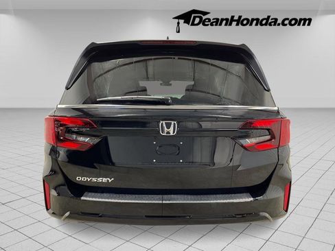 New 2026 Honda Odyssey EX-L image 4
