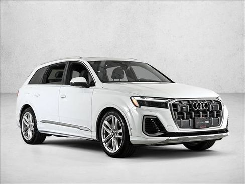 Certified 2025 Audi Q7 3.0T Premium Plus w/ Premium Plus Package AWD/4WD image 3