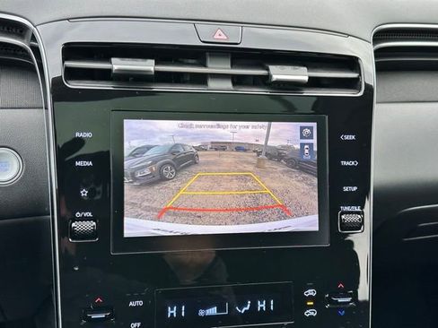 Used 2022 Hyundai Tucson SEL image 18