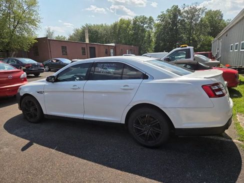 Used 2015 Ford Taurus SEL w/ Equipment Group 201A FWD image 1