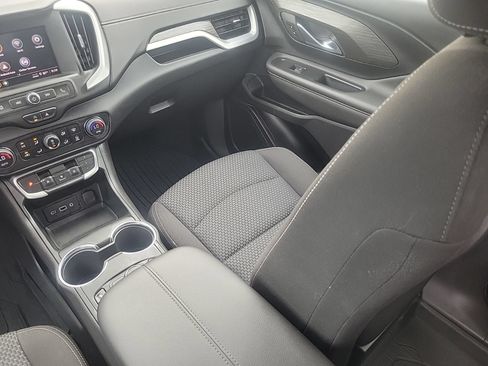 Used 2023 GMC Terrain SLE w/ Driver Convenience Package AWD/4WD image 16