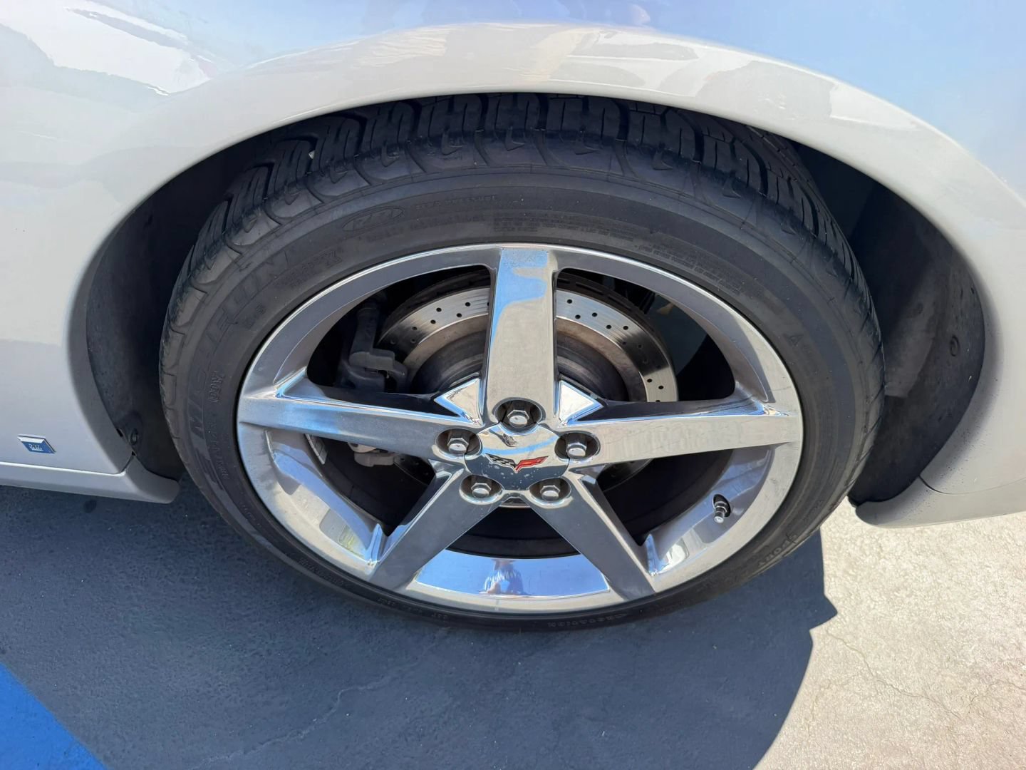 Used 2007 Chevrolet Corvette Coupe w/ Preferred Equipment Group RWD image 29