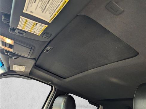 Used 2015 Ford F250 Lariat w/ Lariat Ultimate Package image 16