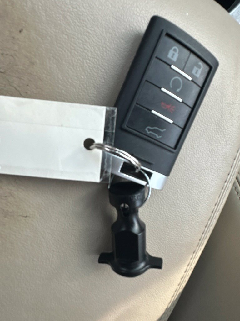Used 2010 Cadillac SRX Luxury FWD image 18