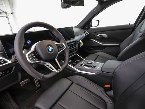 New 2026 BMW 330i xDrive Sedan w/ M Sport Package AWD/4WD image 10