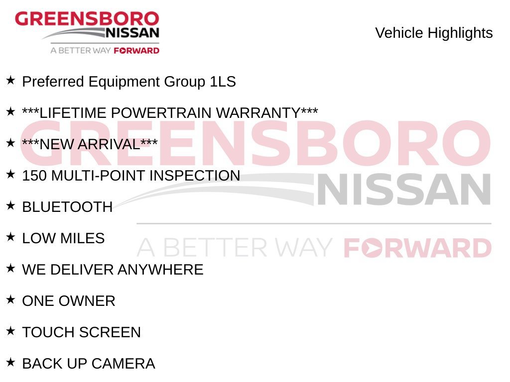 Used 2023 Chevrolet Traverse LS FWD image 2