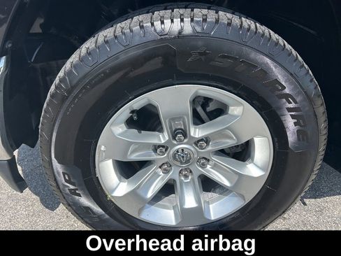 Used 2024 RAM 1500 Laramie RWD image 18