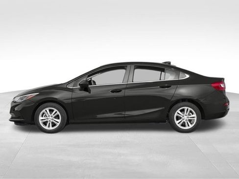 Used 2017 Chevrolet Cruze LT w/ Sun And Sound Package FWD image 36